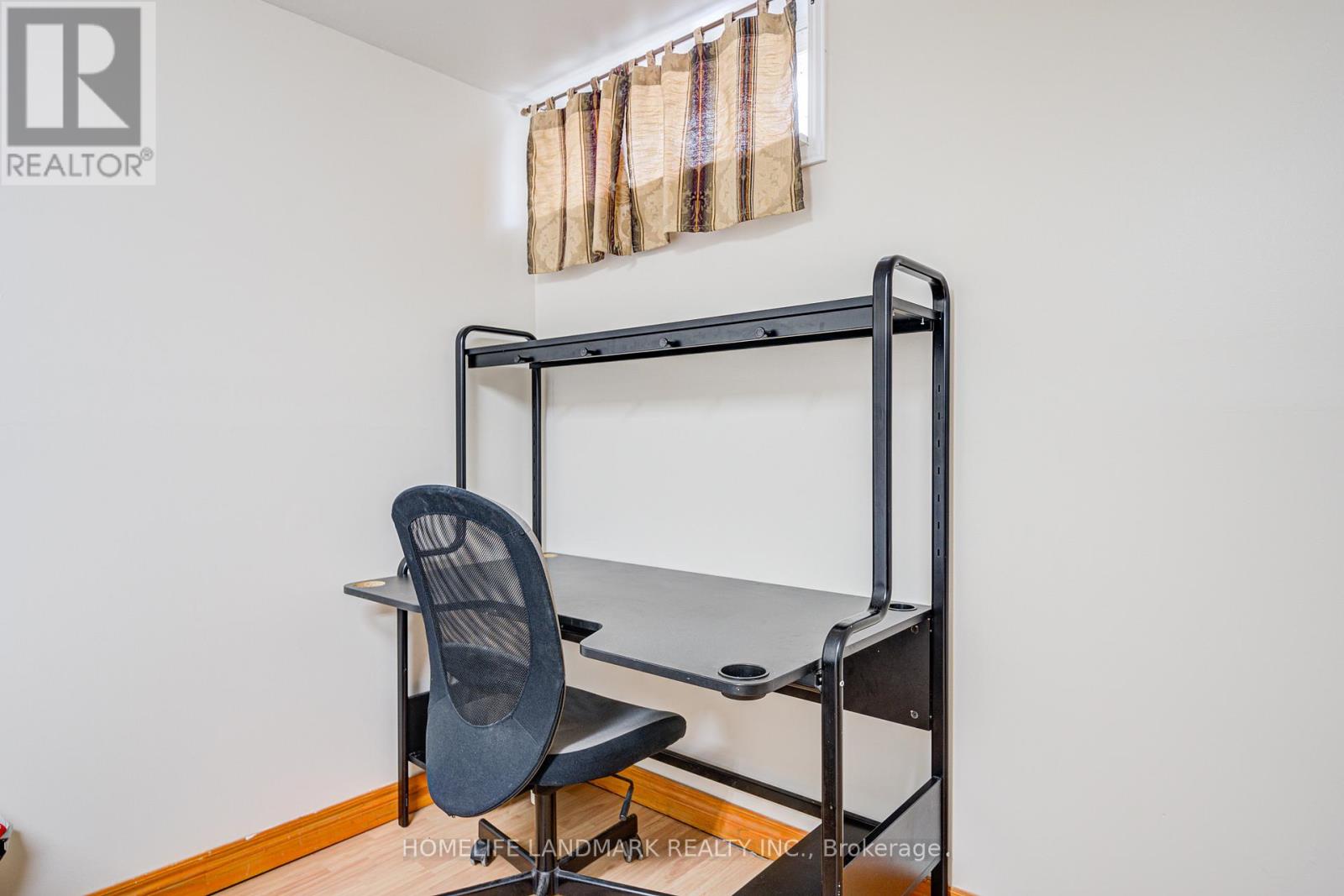 2 - 401 Keats Way, Waterloo, Ontario  N2L 5S7 - Photo 39 - X12651138