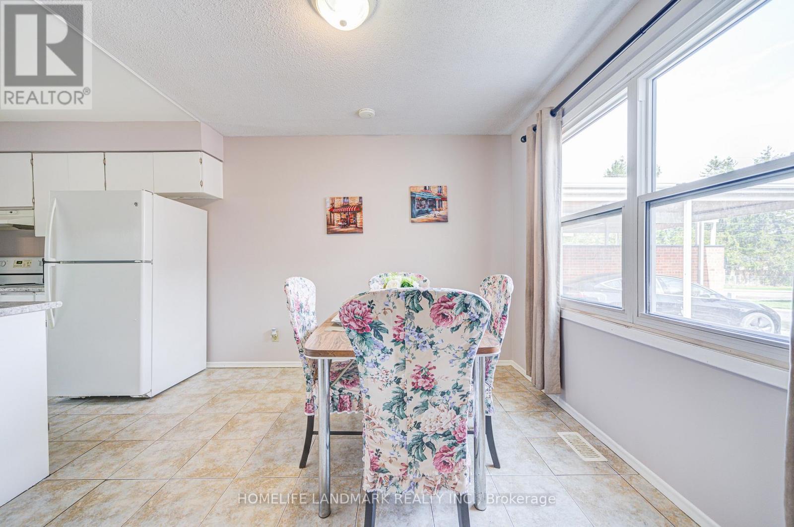 2 - 401 Keats Way, Waterloo, Ontario  N2L 5S7 - Photo 5 - X12651138