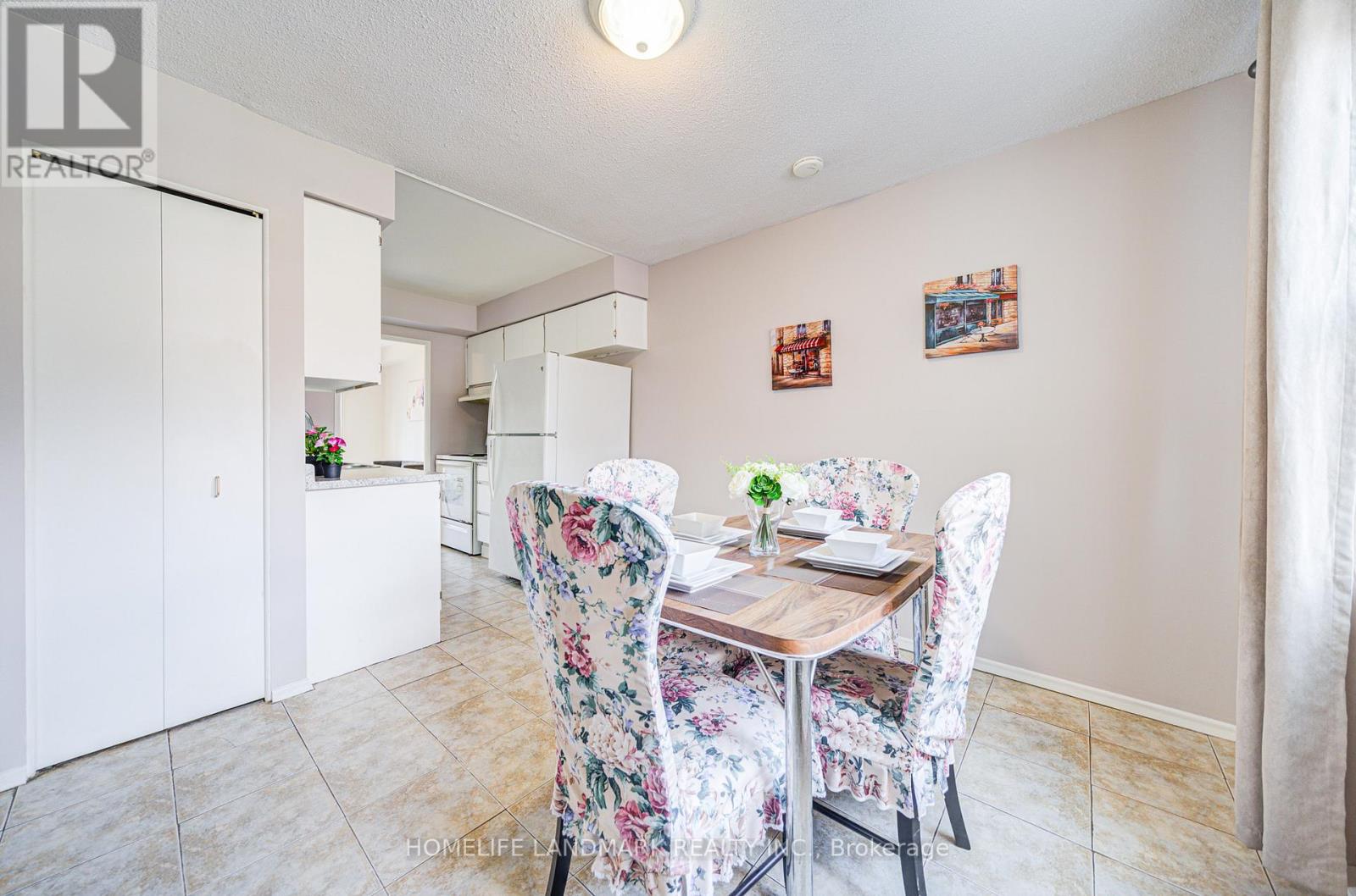 2 - 401 Keats Way, Waterloo, Ontario  N2L 5S7 - Photo 6 - X12651138