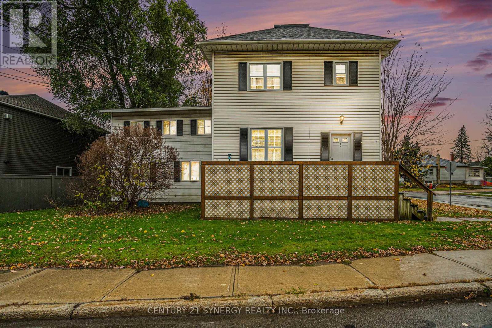 17 Lombard Street, Smiths Falls, Ontario  K7A 4E8 - Photo 5 - X12651152