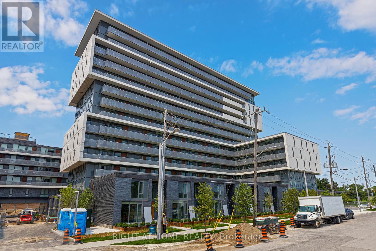 325 - 120 VARNA DRIVE, Toronto, Ontario