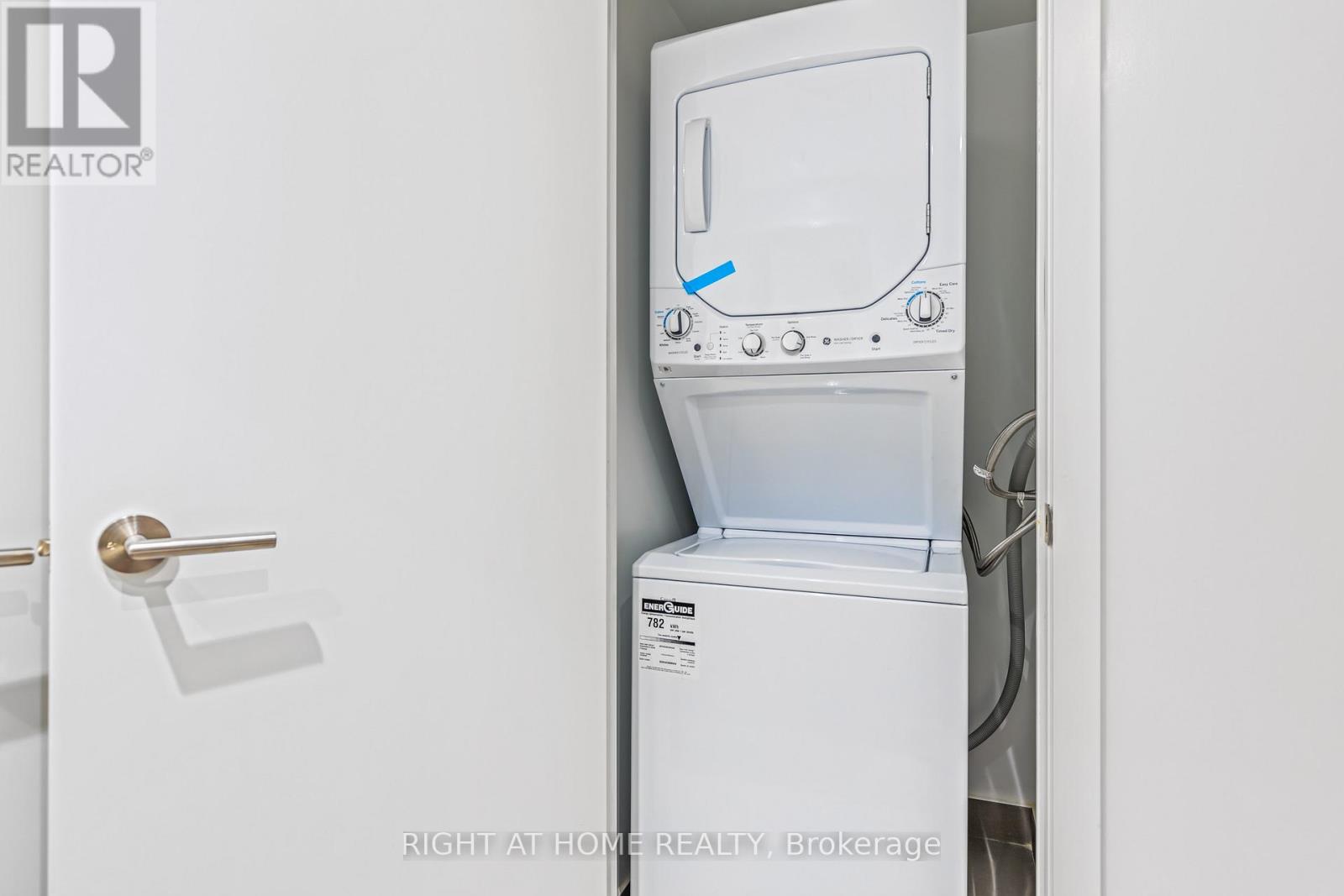 325 - 120 Varna Drive, Toronto, Ontario  M6A 2M1 - Photo 17 - C12651154