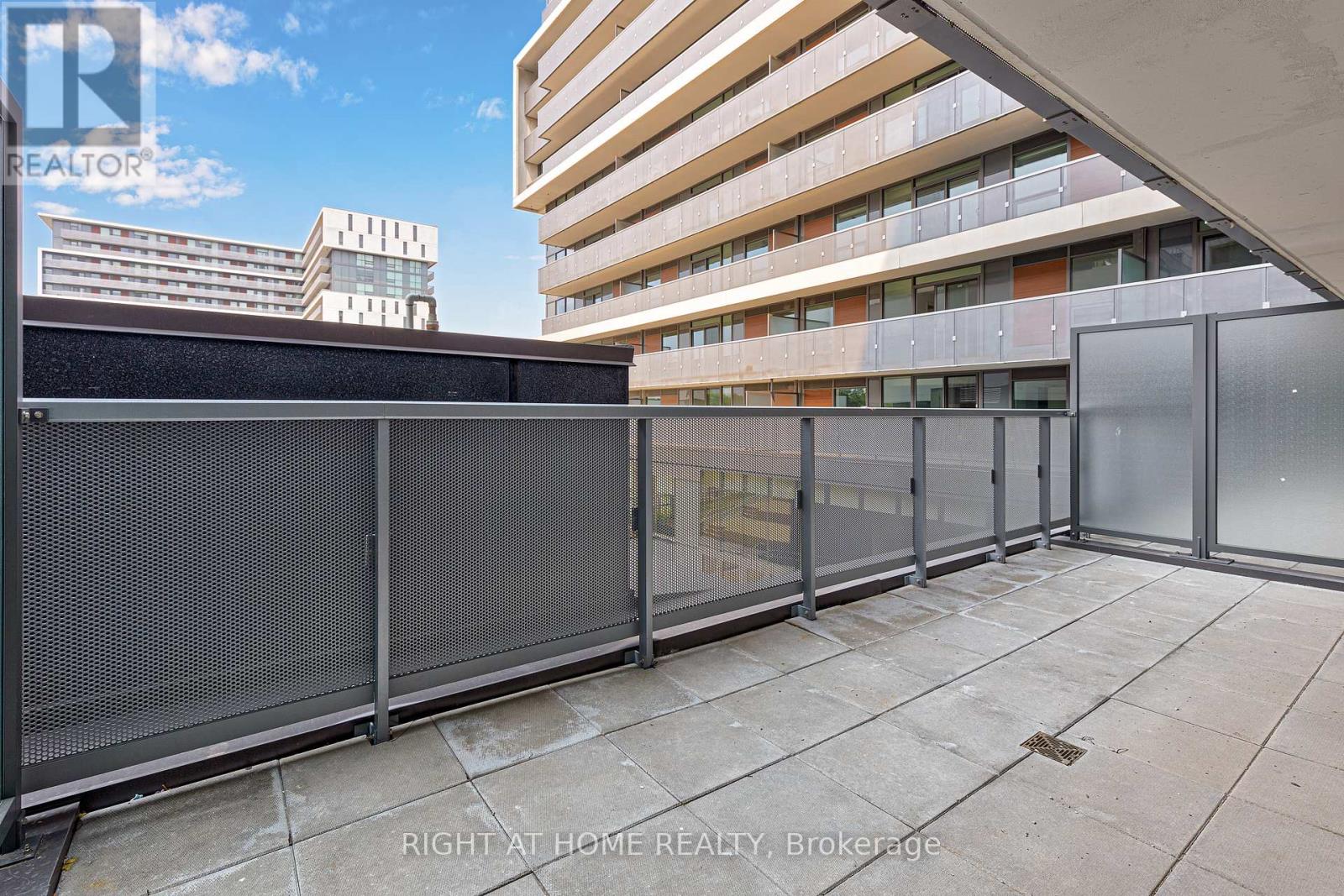 325 - 120 Varna Drive, Toronto, Ontario  M6A 2M1 - Photo 21 - C12651154