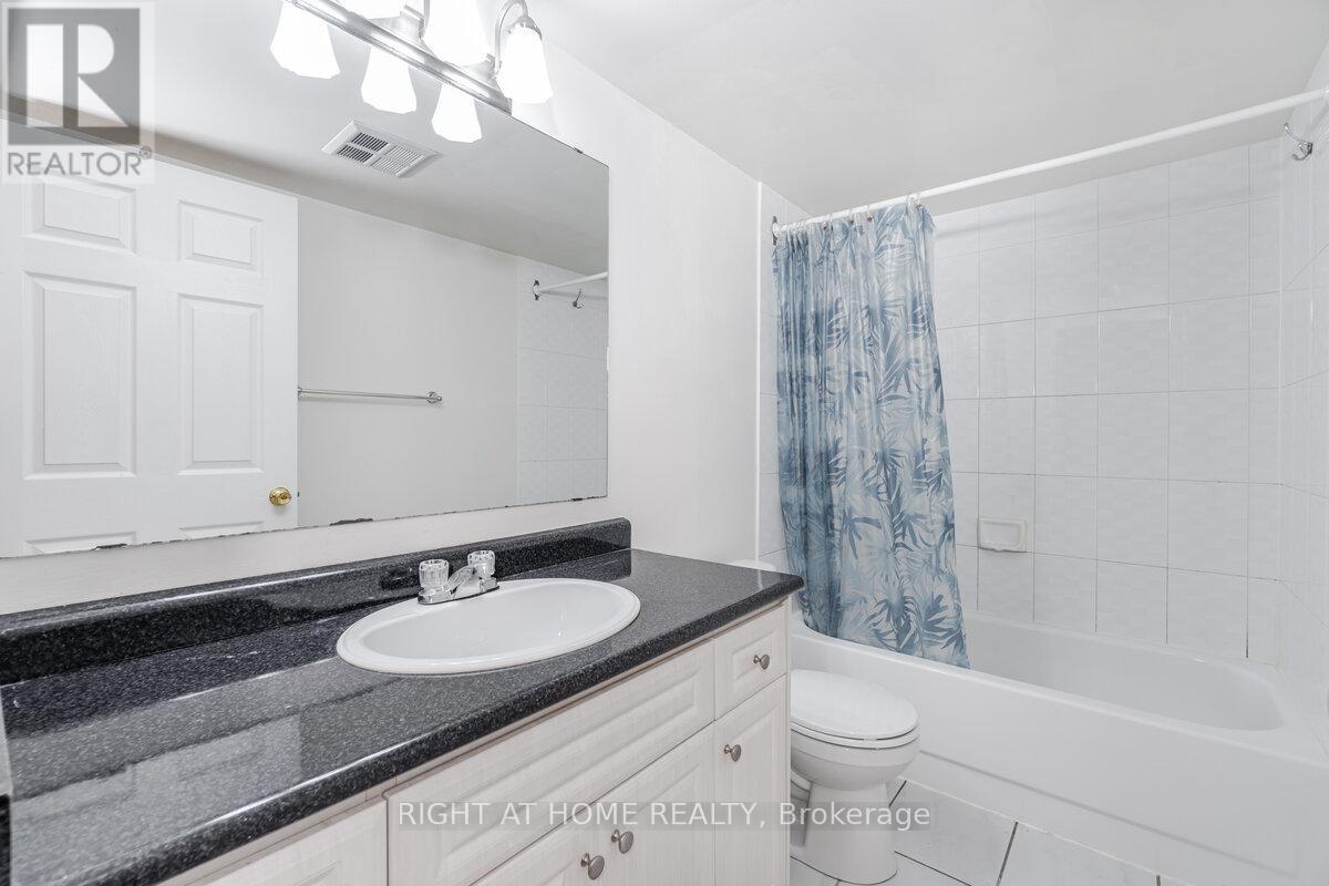 1916 - 155 Hillcrest Avenue, Mississauga, Ontario  L5B 3Z2 - Photo 18 - W12651146