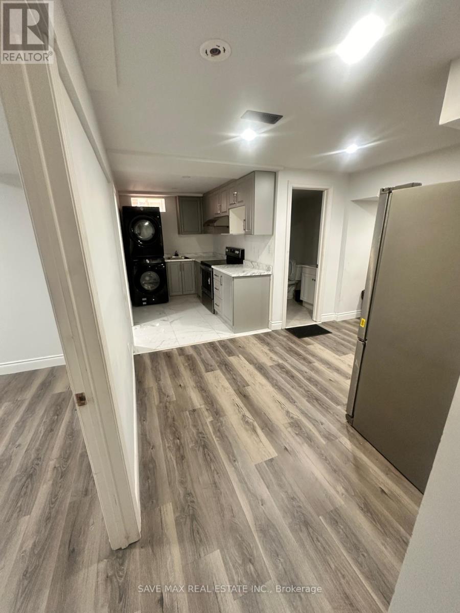 149 Silverwood Crescent, Woodstock, Ontario  N4T 0M6 - Photo 9 - X12651178