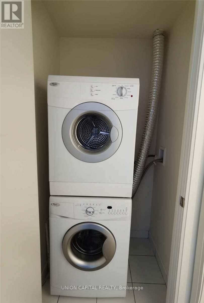 504 - 30 Roehampton Avenue, Toronto, Ontario  M4P 0B9 - Photo 14 - C12651188