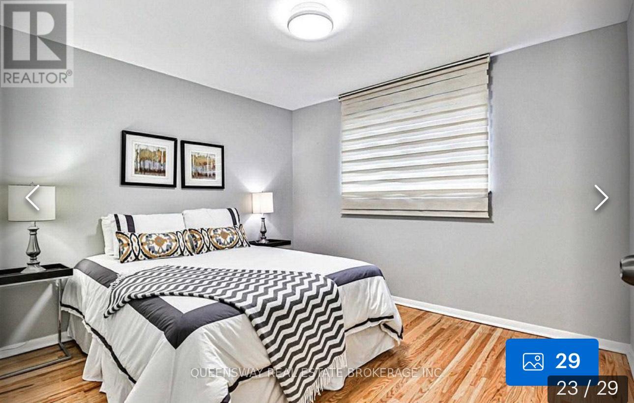 14 Fontainbleau Drive, Toronto, Ontario  M2M 1N9 - Photo 8 - C12651208