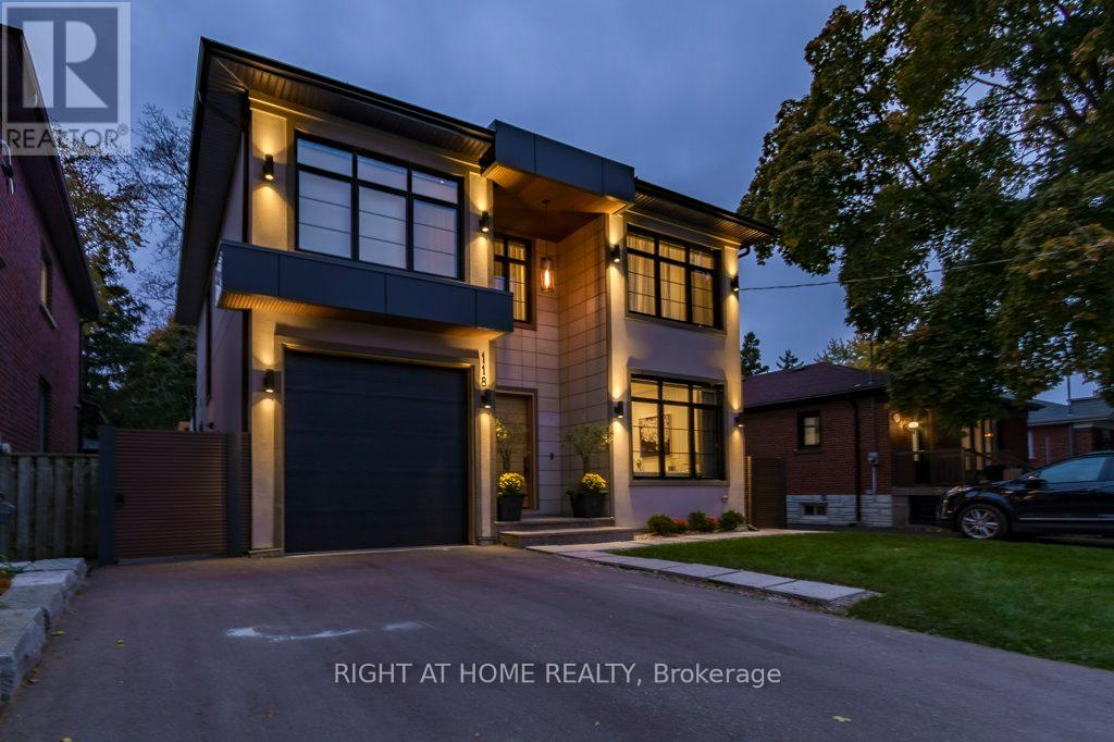 118 MARTIN GROVE ROAD, Toronto, Ontario