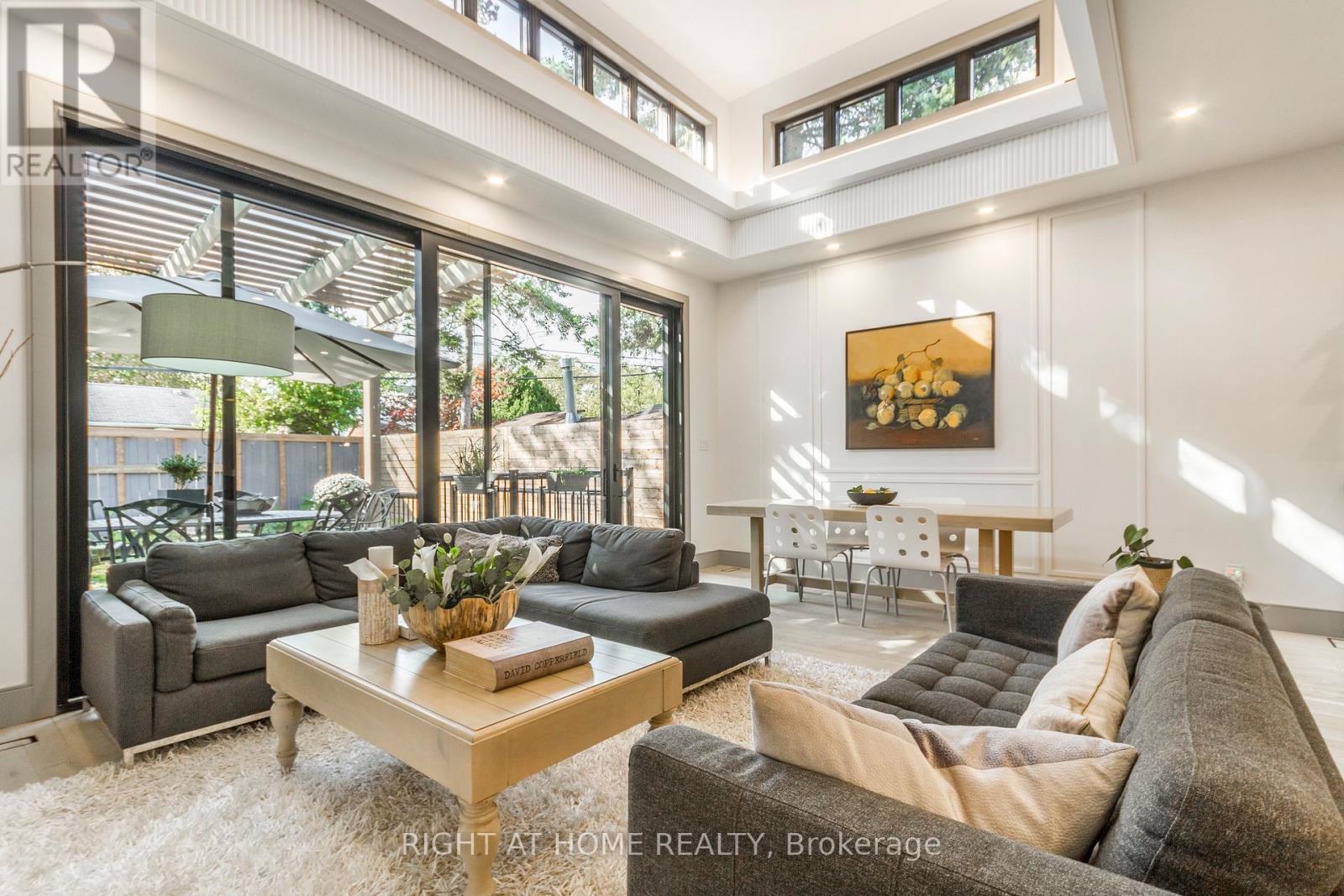 118 Martin Grove Road, Toronto, Ontario  M9B 4K5 - Photo 16 - W12651212