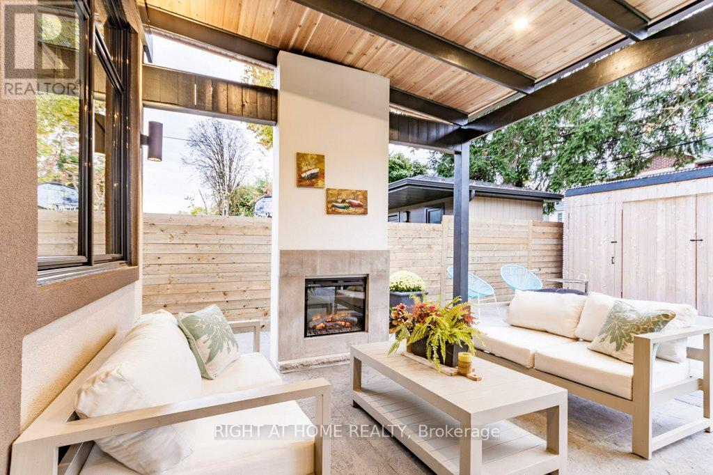 118 Martin Grove Road, Toronto, Ontario  M9B 4K5 - Photo 37 - W12651212