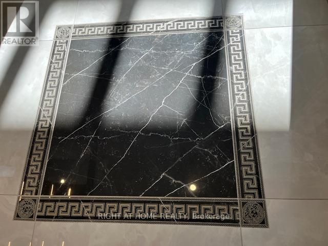 118 Martin Grove Road, Toronto, Ontario  M9B 4K5 - Photo 9 - W12651212