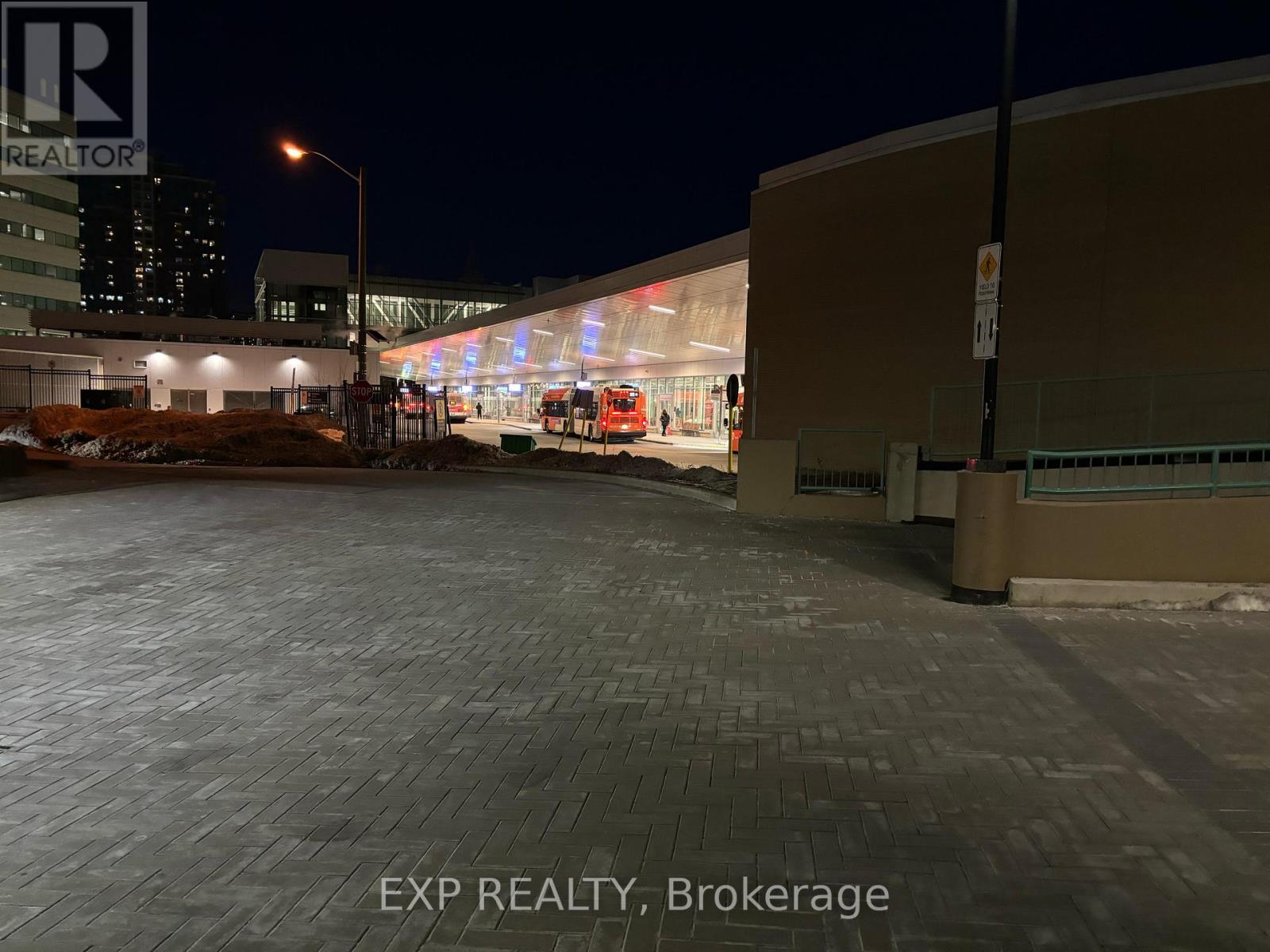 1205 - 101 Subway Crescent, Toronto, Ontario  M9B 6K4 - Photo 26 - W12651214