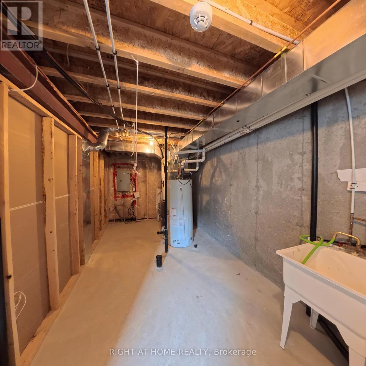 617 Sunburst Street, Ottawa, Ontario  K1T 0L1 - Photo 31 - X12515110