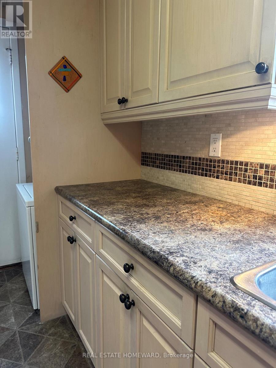 14 Heritage Lane, Clarington, Ontario  L1B 1A3 - Photo 15 - E12363957