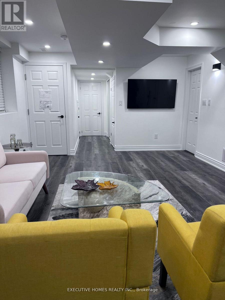 Basement Unit - 409 Boyd Lane, Milton, Ontario  L9E 1X2 - Photo 30 - W12651220