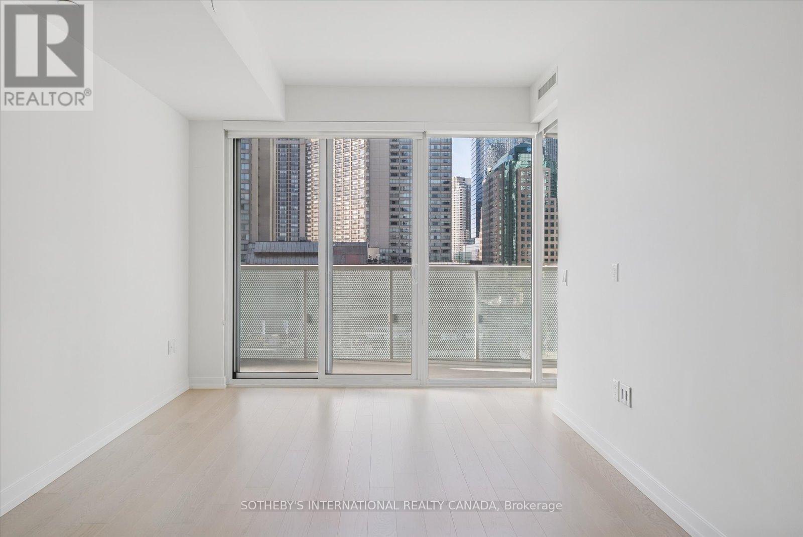 618 - 15 Queens Quay E, Toronto, Ontario  M5E 0C5 - Photo 10 - C12615636