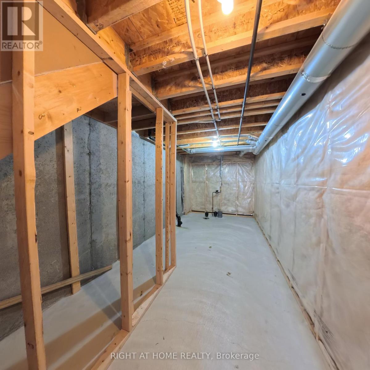 617 Sunburst Street, Ottawa, Ontario  K1T 0L1 - Photo 29 - X12515110