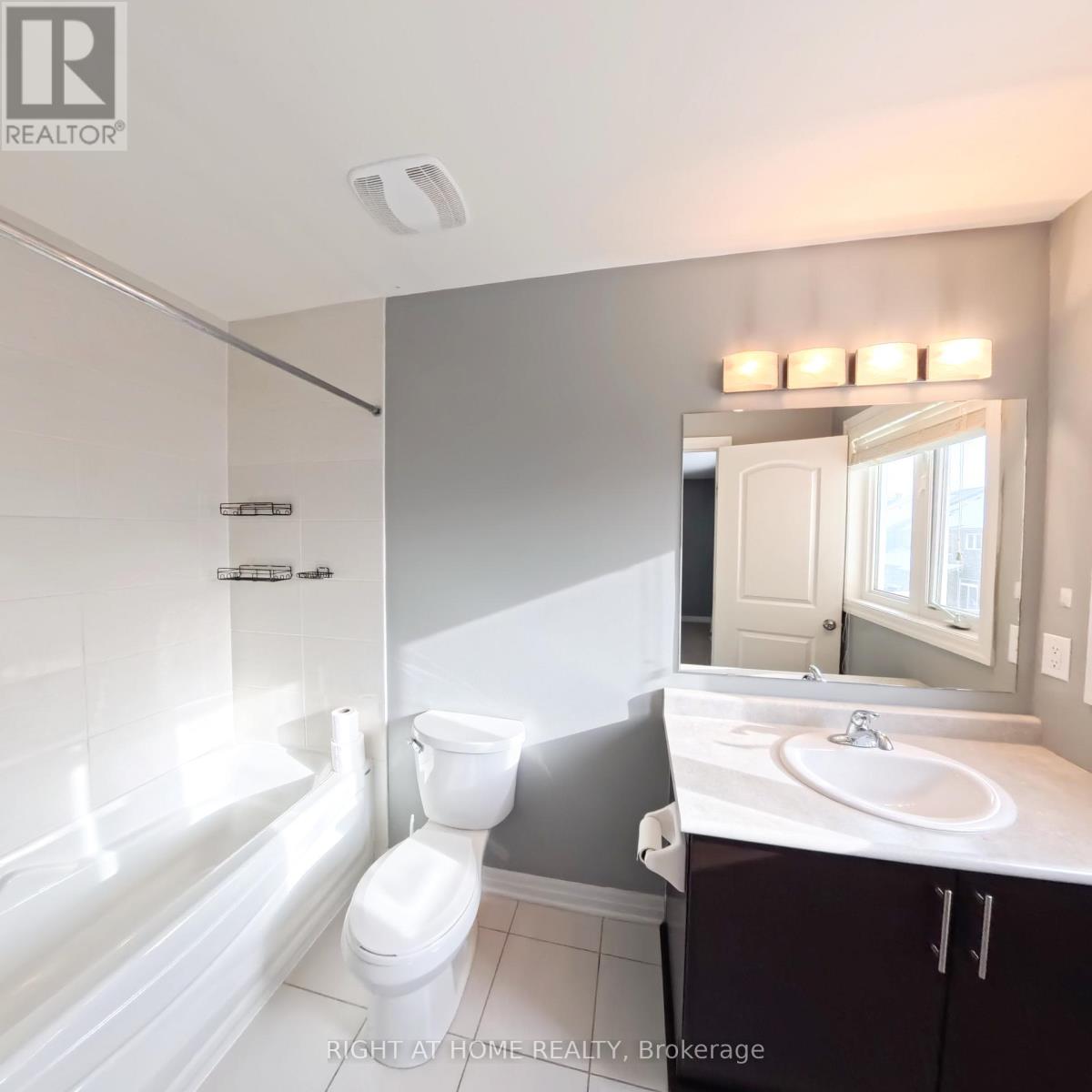 617 Sunburst Street, Ottawa, Ontario  K1T 0L1 - Photo 22 - X12515110