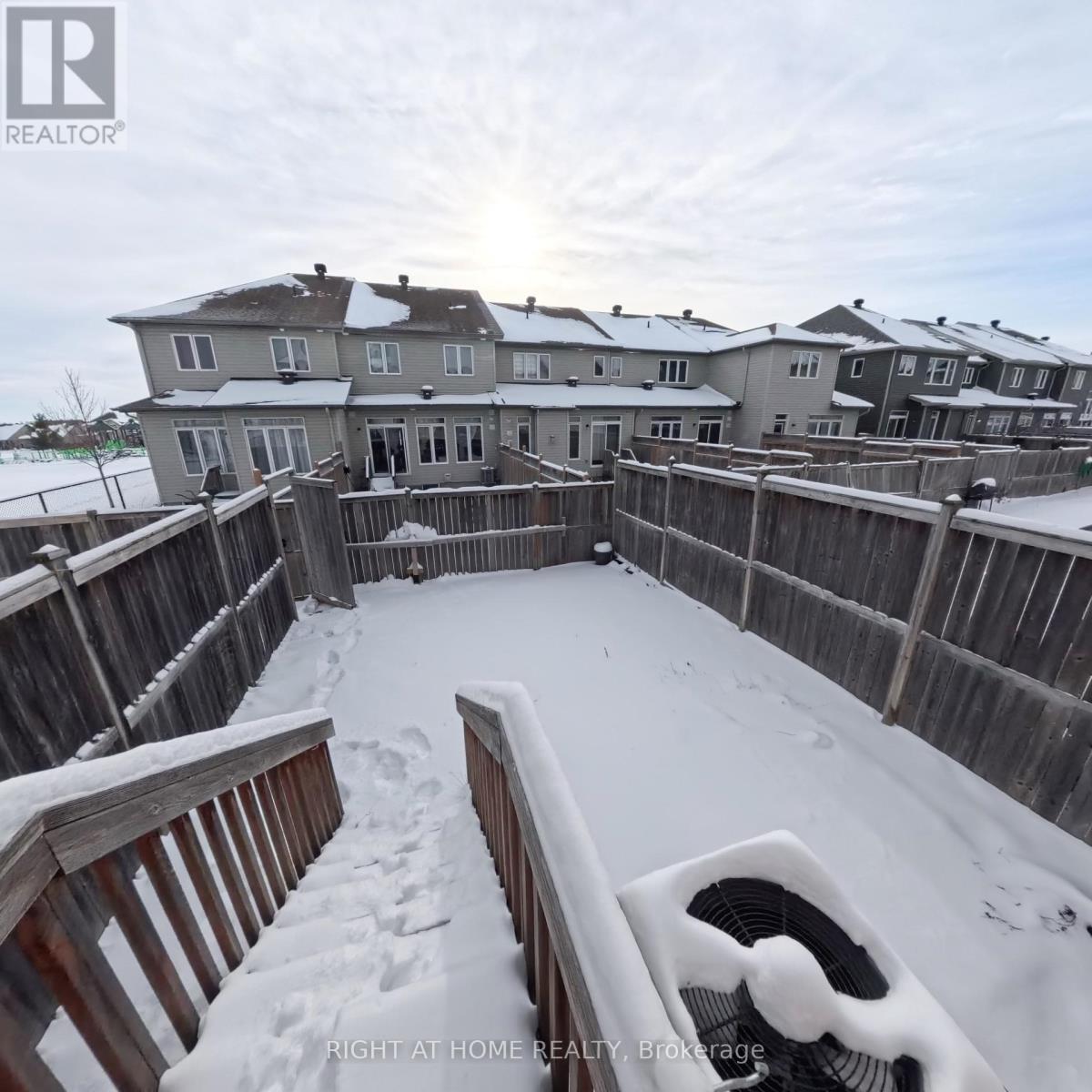 617 Sunburst Street, Ottawa, Ontario  K1T 0L1 - Photo 28 - X12515110