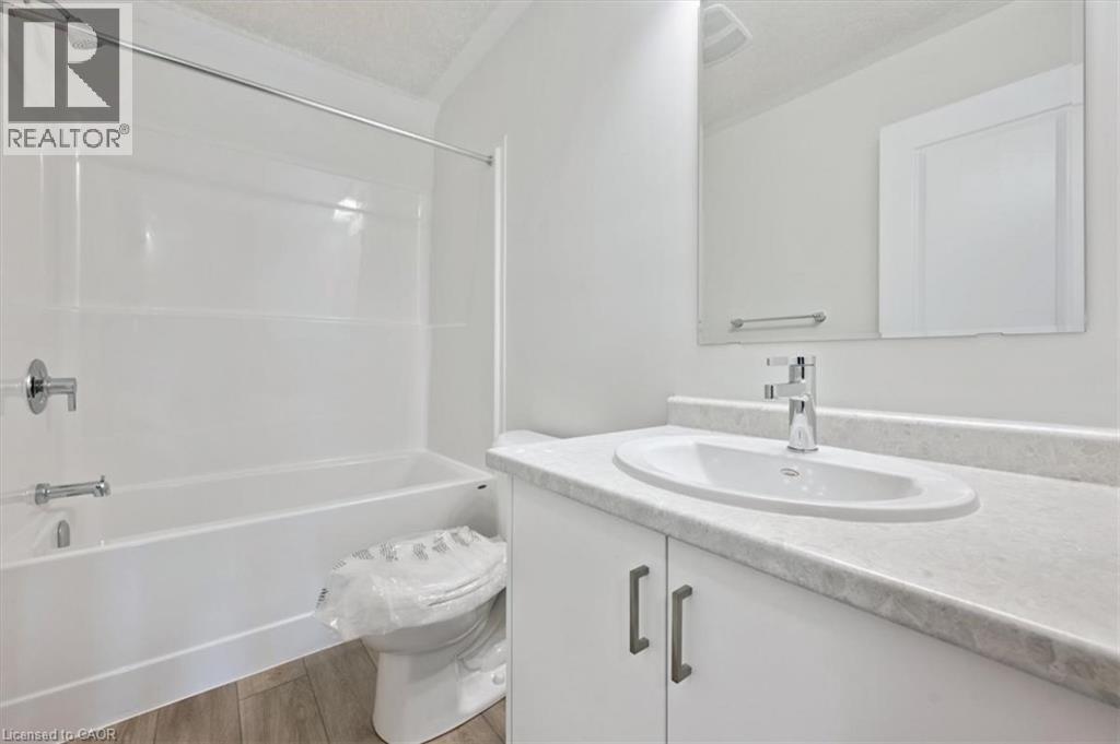 23 Reverie Way, Kitchener, Ontario  N2E 0K5 - Photo 17 - 40795016