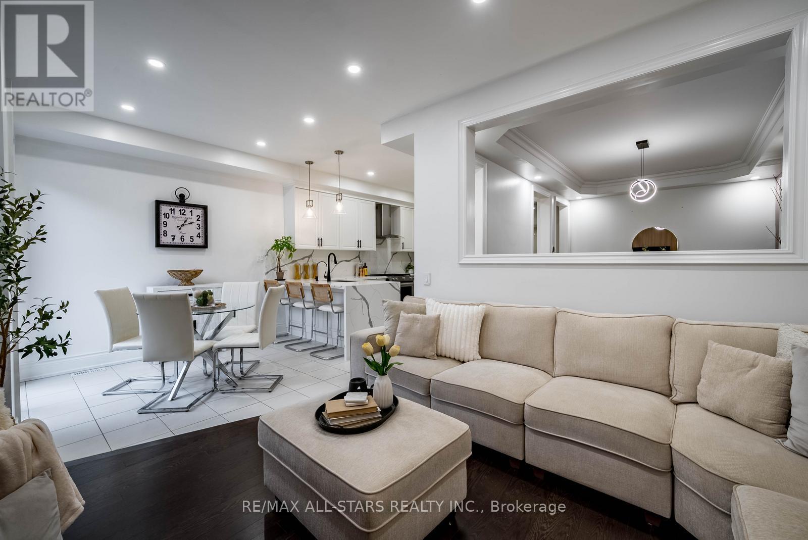 19 Kettle Valley Trail, King, Ontario  L7B 0N3 - Photo 10 - N12651226