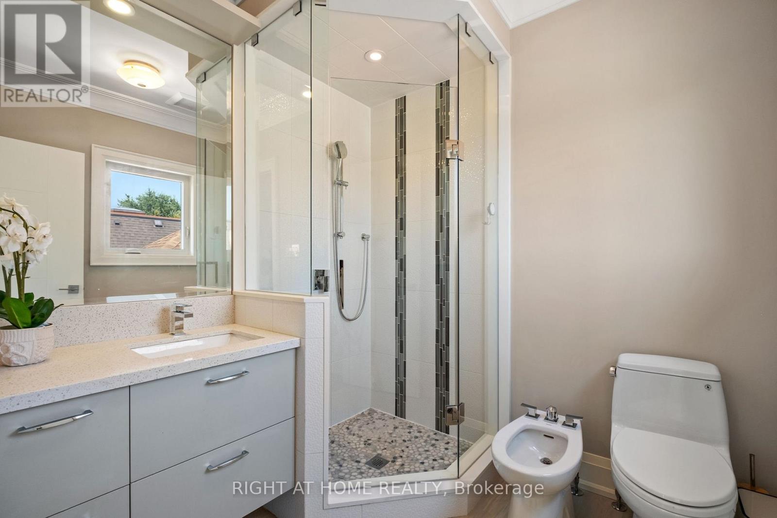 316 Churchill Avenue, Toronto, Ontario  M2R 1E7 - Photo 21 - C12477136