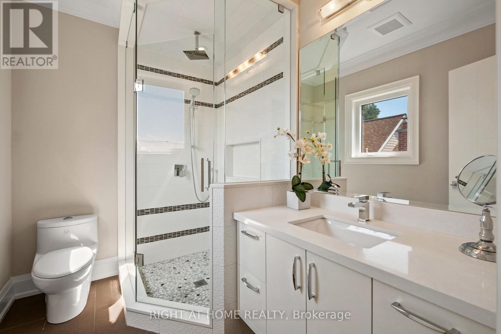 316 Churchill Avenue, Toronto, Ontario  M2R 1E7 - Photo 19 - C12477136