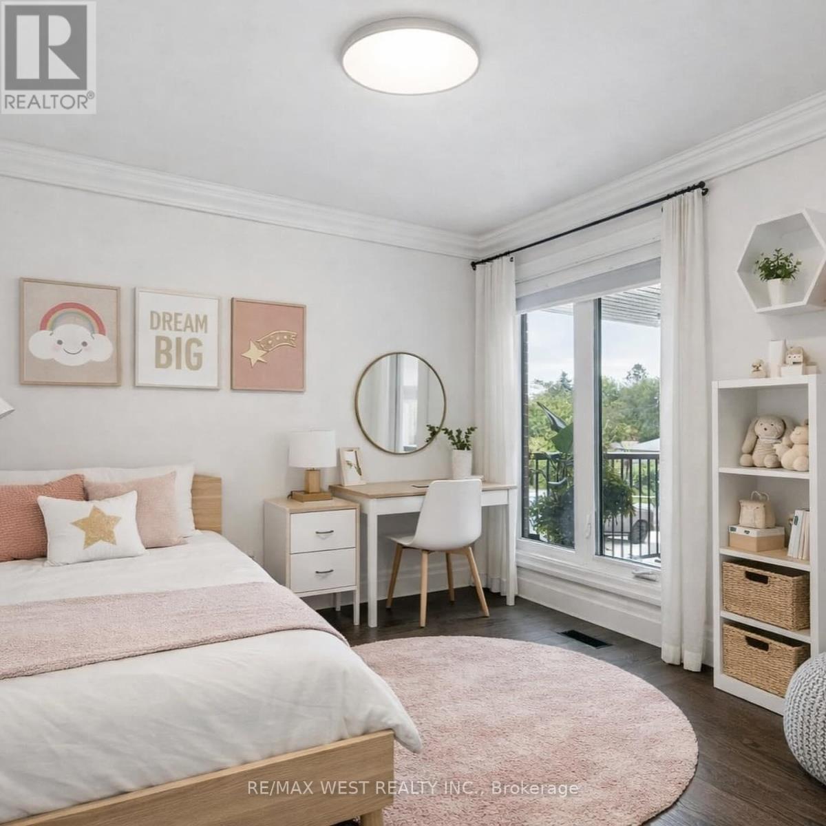 17 Jill Crescent, Toronto, Ontario  M9B 6B2 - Photo 5 - W12651238