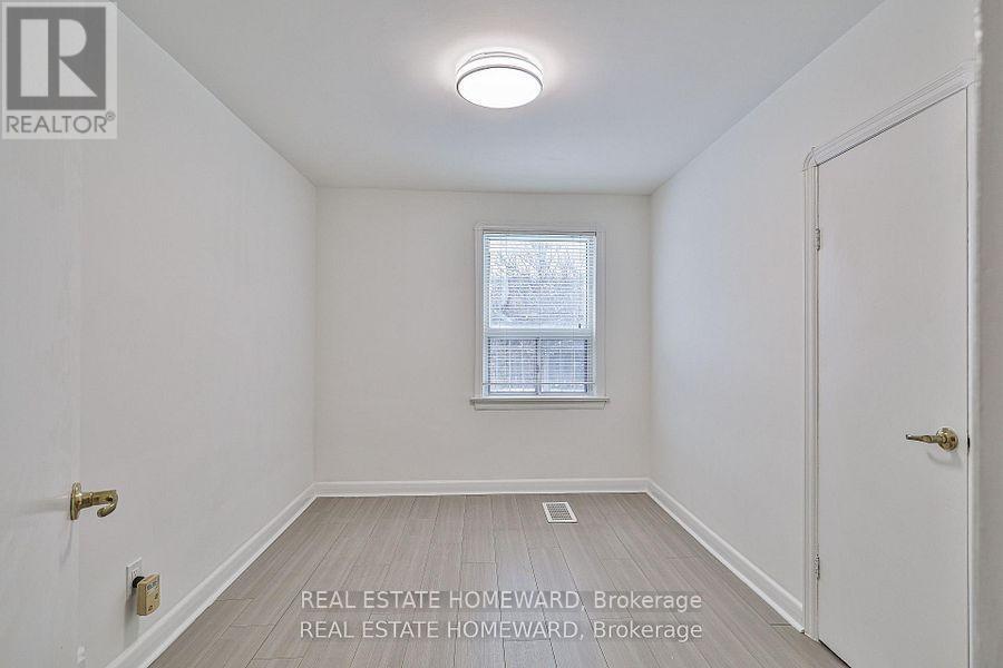 104 Crestwood Road, Vaughan, Ontario  L4J 1A6 - Photo 11 - N12651240