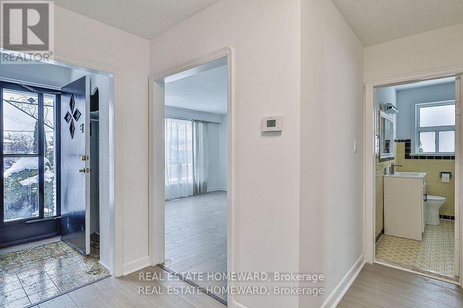 104 Crestwood Road, Vaughan, Ontario  L4J 1A6 - Photo 6 - N12651240