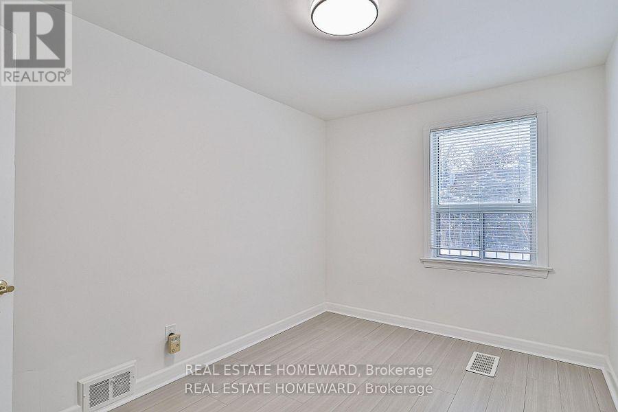 104 Crestwood Road, Vaughan, Ontario  L4J 1A6 - Photo 7 - N12651240