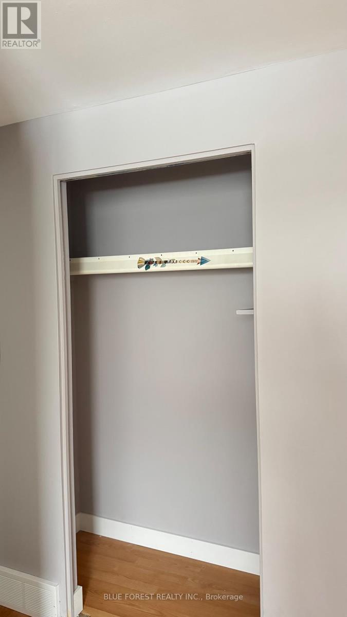 92 Pauline Crescent, London South, Ontario  N6E 2X6 - Photo 11 - X12650336