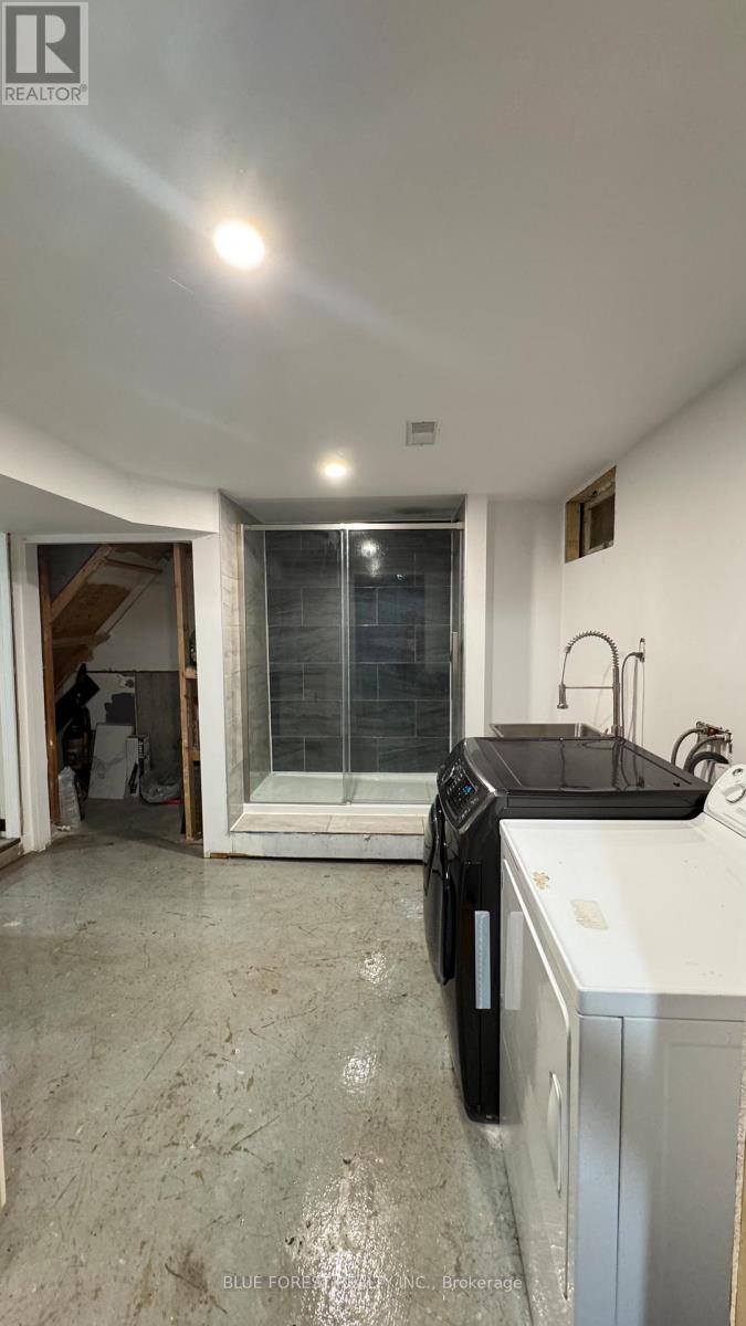 92 Pauline Crescent, London South, Ontario  N6E 2X6 - Photo 5 - X12650336