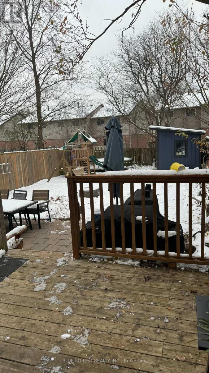 92 Pauline Crescent, London South, Ontario  N6E 2X6 - Photo 17 - X12650336