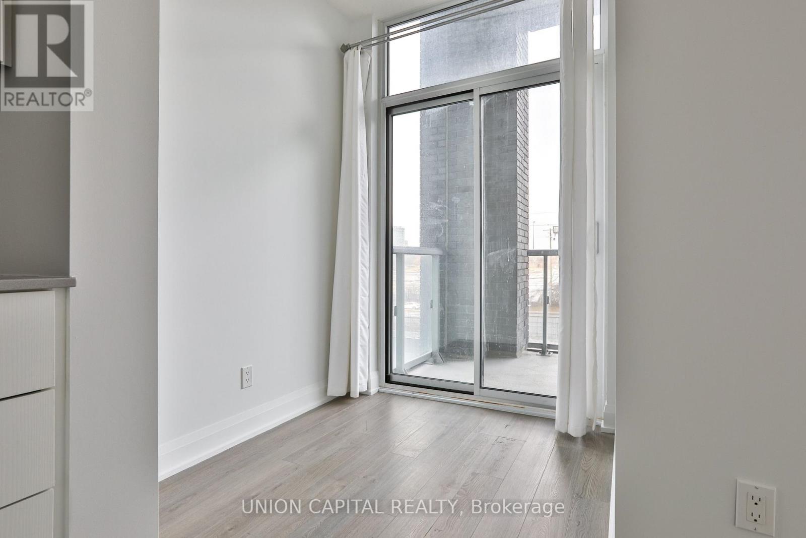 305 - 56 Annie Craig Drive, Toronto, Ontario  M8V 0C8 - Photo 8 - W12644016