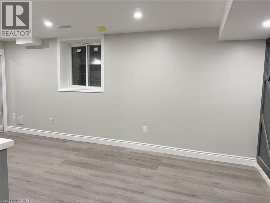 728 Robert Ferrie Drive, Kitchener, Ontario  N2R 0B2 - Photo 10 - 40795107