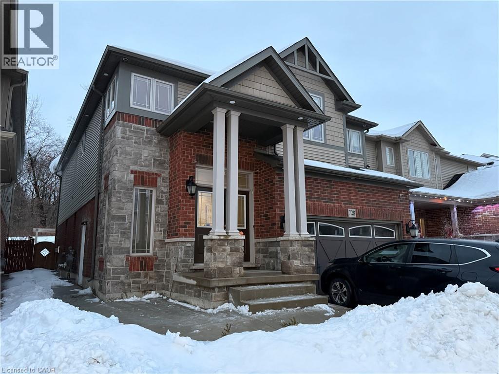 728 Robert Ferrie Drive, Kitchener, Ontario  N2R 0B2 - Photo 3 - 40795107