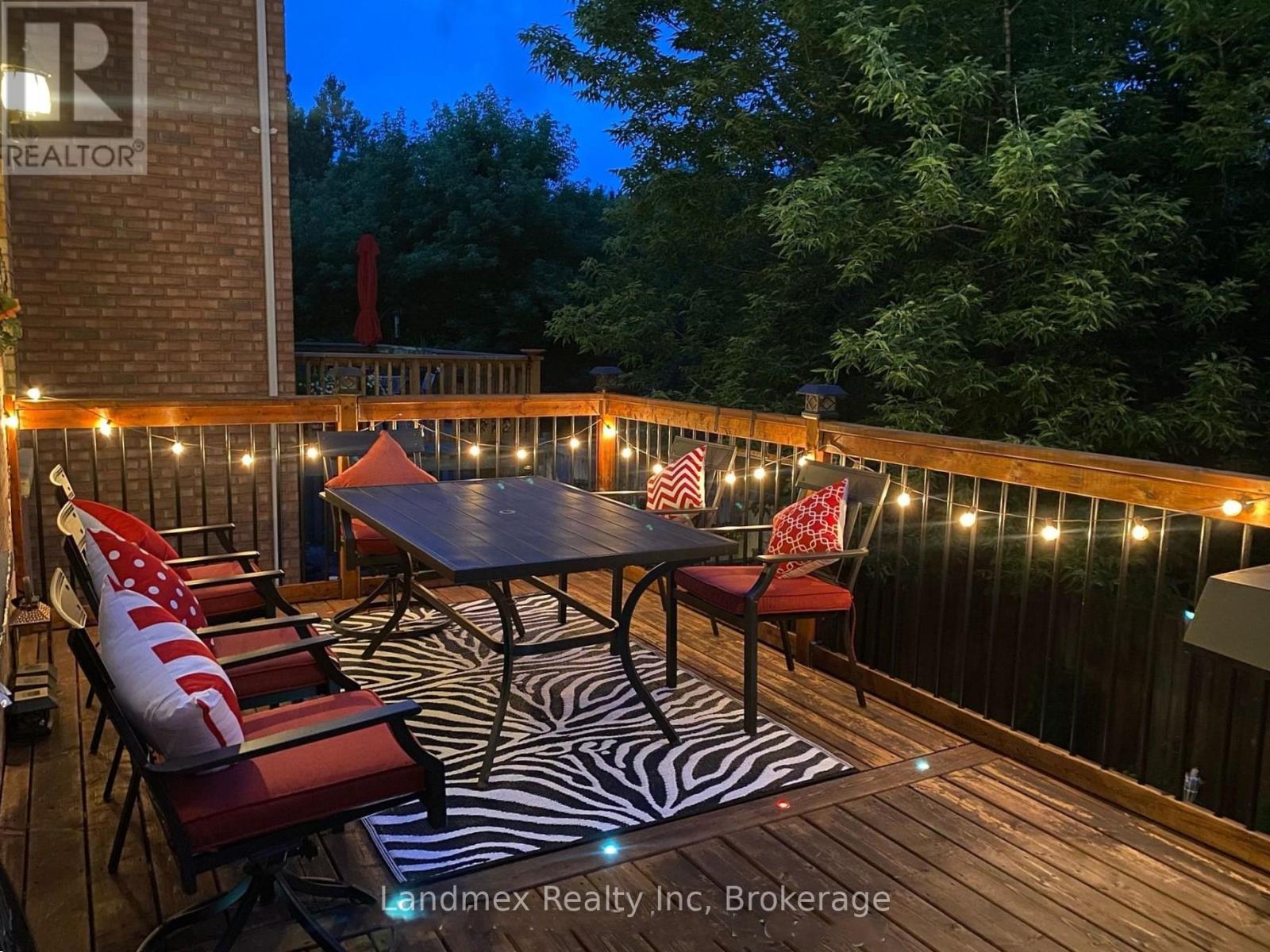 50 Charleswood Circle, Brampton, Ontario  L7A 1Z2 - Photo 7 - W12651246