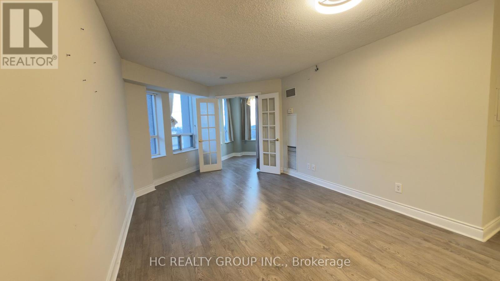 1424 - 15 Northtown Way, Toronto, Ontario  M2N 7A2 - Photo 11 - C12606408