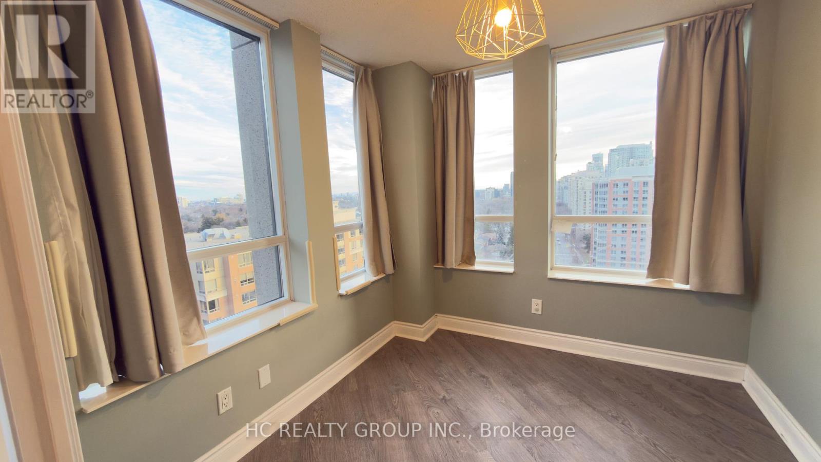 1424 - 15 Northtown Way, Toronto, Ontario  M2N 7A2 - Photo 12 - C12606408