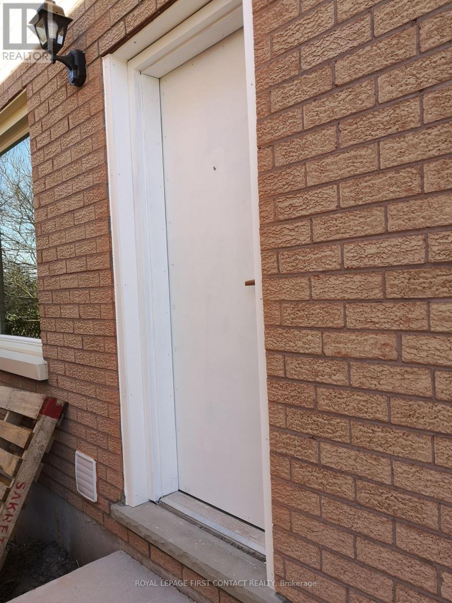 Basement - 30 Burke Drive, Barrie, Ontario  L4N 7J3 - Photo 3 - S12651268