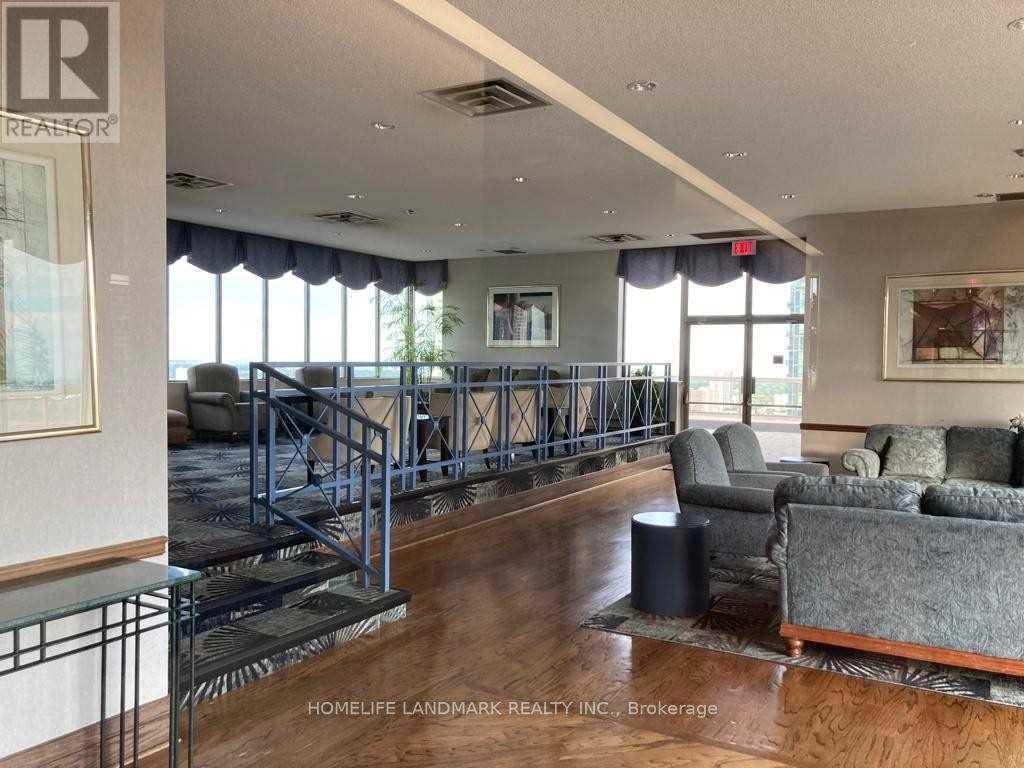 1806 - 55 Elm Drive W, Mississauga, Ontario  L5B 3Z3 - Photo 11 - W12651262