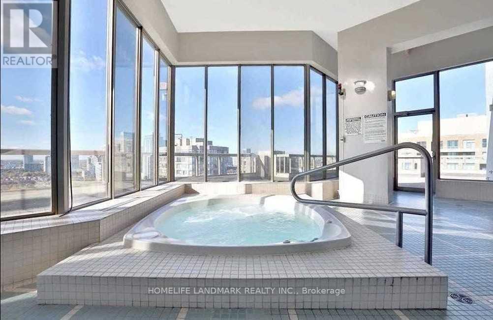 1806 - 55 Elm Drive W, Mississauga, Ontario  L5B 3Z3 - Photo 19 - W12651262