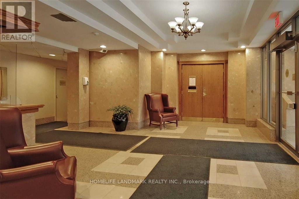 1806 - 55 Elm Drive W, Mississauga, Ontario  L5B 3Z3 - Photo 8 - W12651262