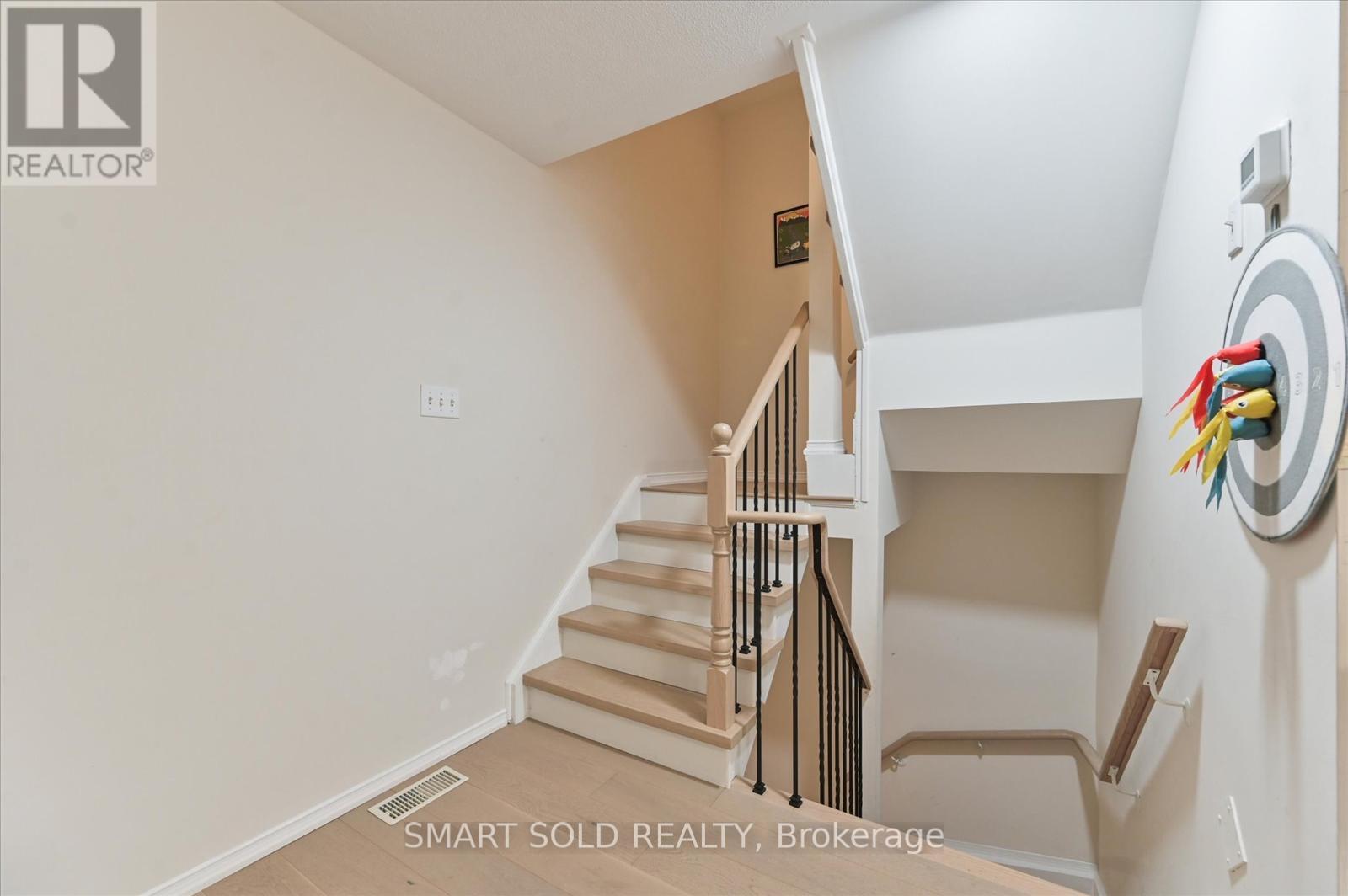 152 - 18 Clark Avenue W, Vaughan, Ontario  L4J 8H1 - Photo 15 - N12651272