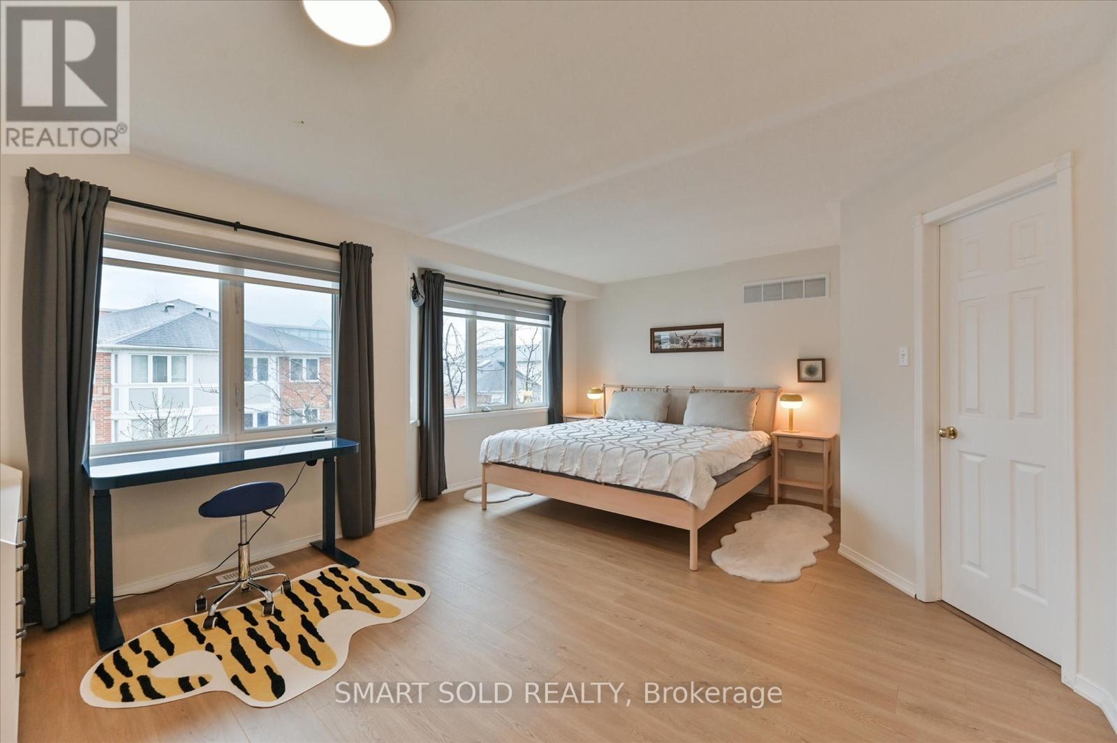 152 - 18 Clark Avenue W, Vaughan, Ontario  L4J 8H1 - Photo 2 - N12651272