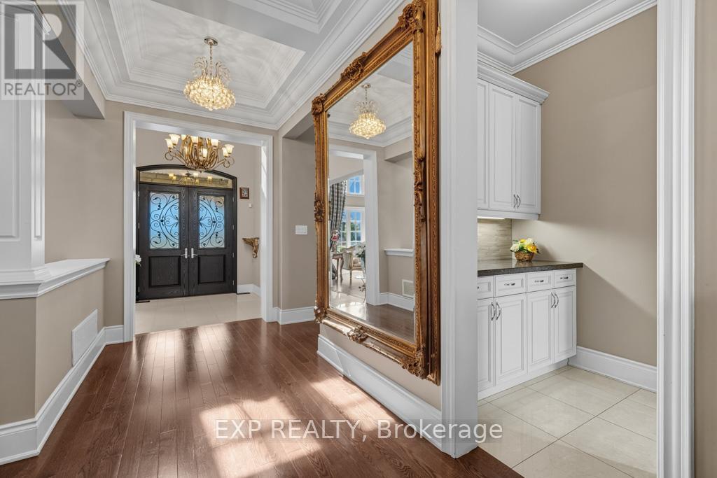 22 Longthorpe Court, Aurora, Ontario  L4G 0K4 - Photo 13 - N12418746