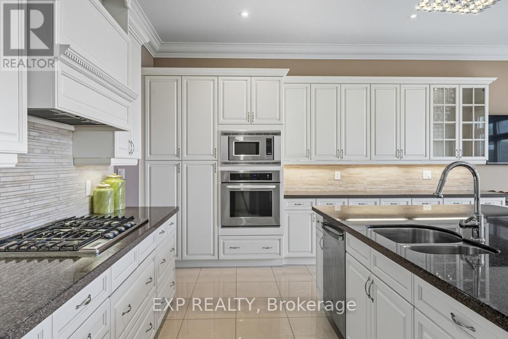 22 Longthorpe Court, Aurora, Ontario  L4G 0K4 - Photo 23 - N12418746