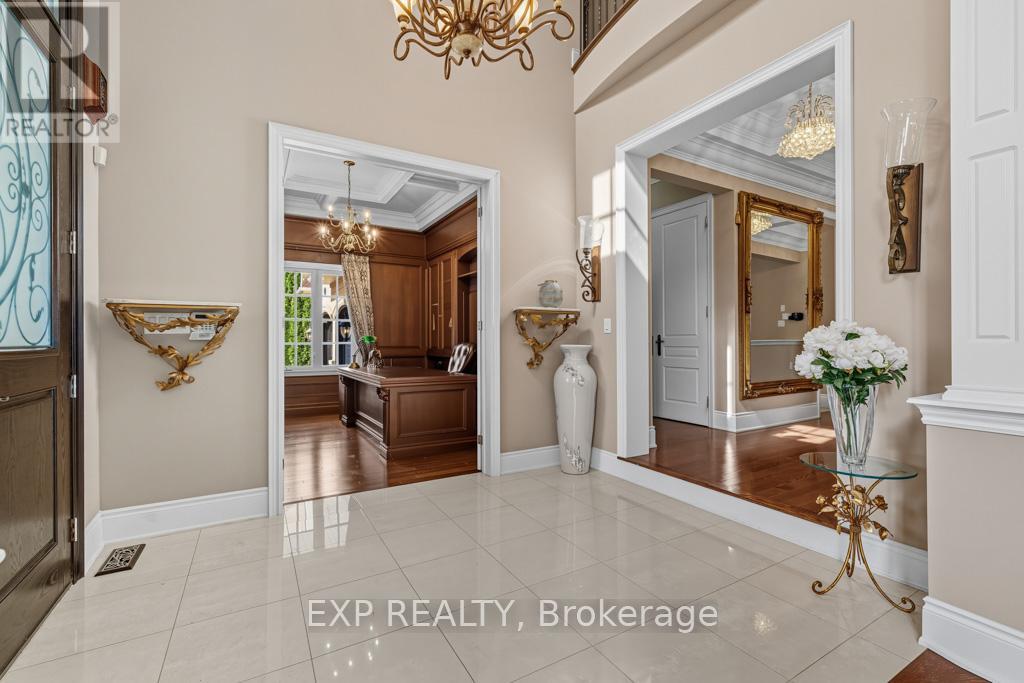 22 Longthorpe Court, Aurora, Ontario  L4G 0K4 - Photo 5 - N12418746