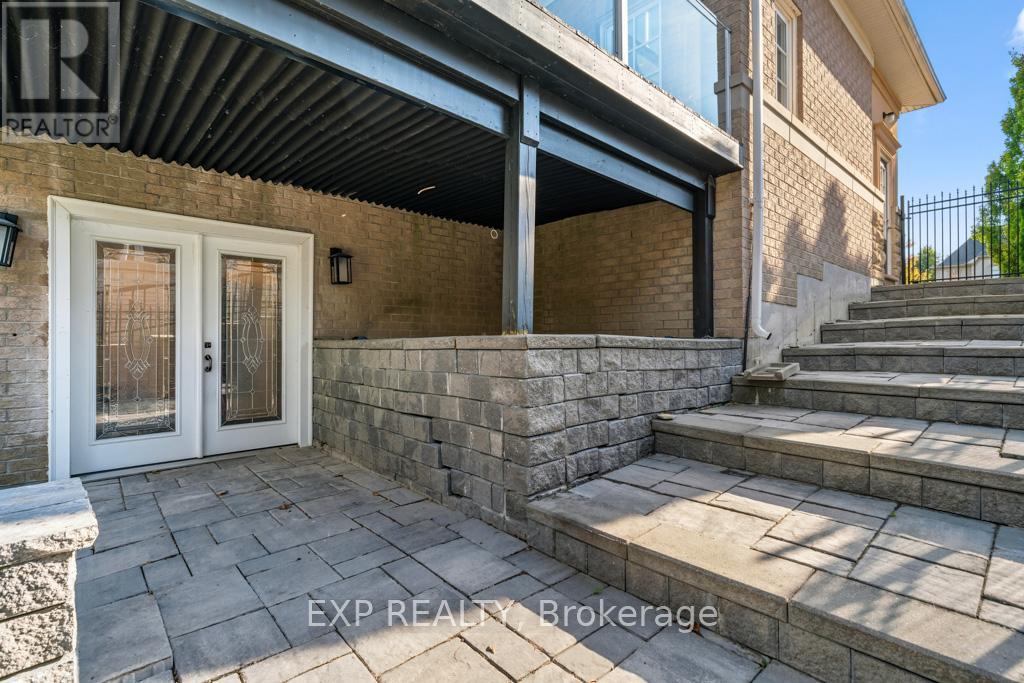 22 Longthorpe Court, Aurora, Ontario  L4G 0K4 - Photo 47 - N12418746